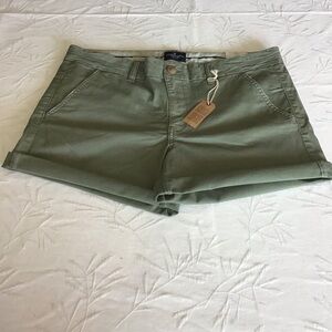 American Eagle Outfitters Midi Sage Green Low Rise Stretch Shorts Item #197